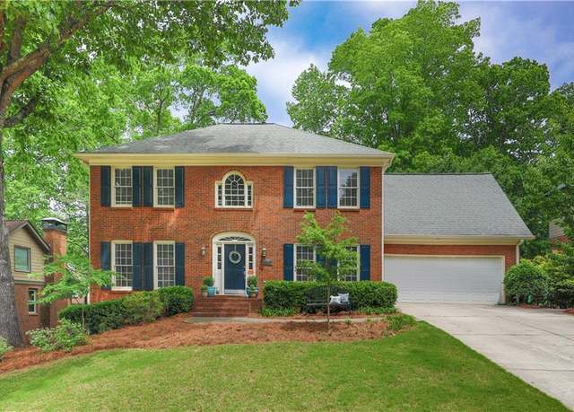 Property at 4347 Stilson Cir, Peachtree Corners, GA 30092, 5 beds, 3.5 baths