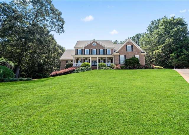 Property at 4759 Highland Point Dr, Auburn, GA 30011, 5 beds, 4.5 baths