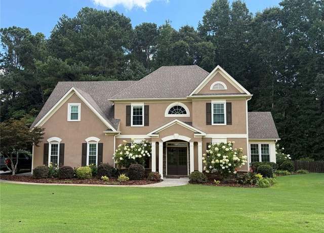 Property at 6705 Fox Creek Dr, Cumming, GA 30040, 4 beds, 2.5 baths