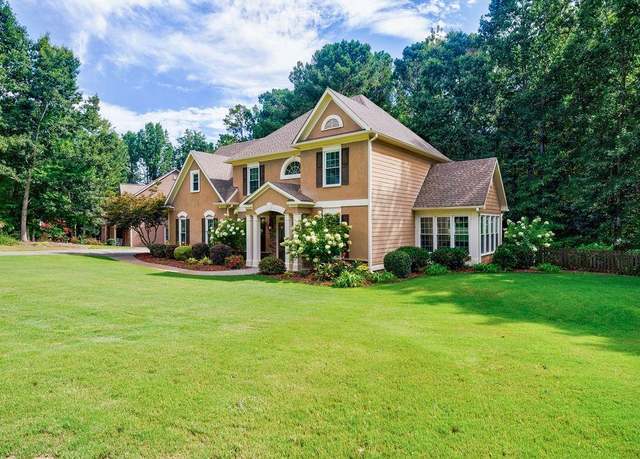 Property at 6705 Fox Creek Dr, Cumming, GA 30040, 4 beds, 2.5 baths
