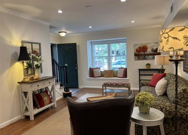 Property at 3119 Colonial Way Unit H, Atlanta, GA 30341, 2 beds, 1.5 baths