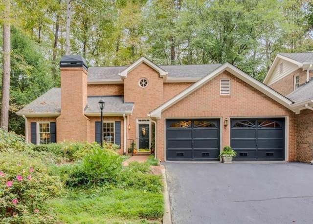 Property at 2 Pointe Ter SE, Atlanta, GA 30339, 4 beds, 3.5 baths