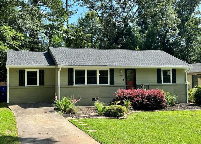Property at 2985 Westbury Dr, Decatur, GA 30033, 3 beds, 2 baths
