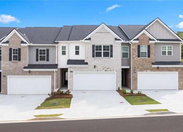 Property at 245 Silver Moon Dr, Loganville, GA 30052, 3 beds, 2.5 baths
