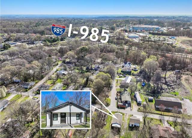 Property at 991 Cooley Dr, Gainesville, GA 30507, 3 beds, 2 baths