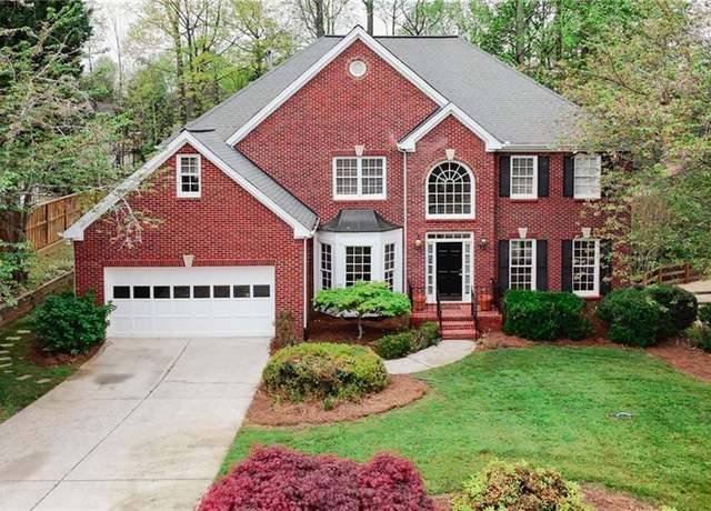 Property at 11895 Leeward Walk Cir, Alpharetta, GA 30005, 6 beds, 3.5 baths