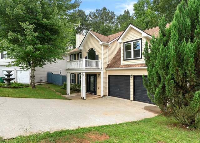 Property at 1086 Erie Cir, Stone Mountain, GA 30087, 3 beds, 2.5 baths