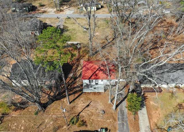 Property at 823 E Tinsley St, Griffin, GA 30223, 2 beds, 1 bath