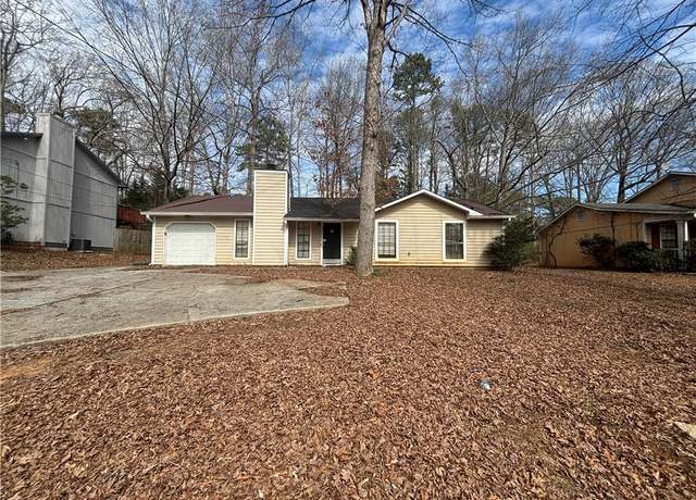 Property at 5676 Marbut Rd, Lithonia, GA 30058, 3 beds, 2 baths