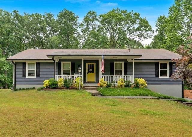 Property at 305 Devilla Trce, Fayetteville, GA 30214, 4 beds, 3 baths