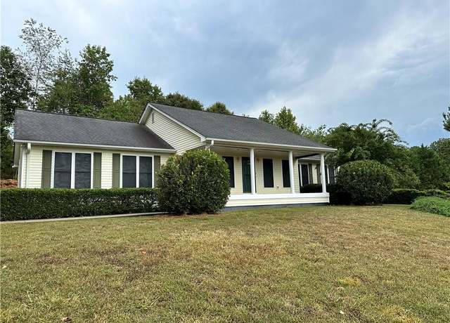 Property at 1793 Gene Nix Rd, Cleveland, GA 30528, 5 beds, 3 baths