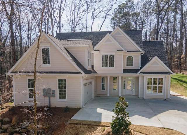 Property at 255 Olde Oak Dr, Jonesboro, GA 30238, 4 beds, 3 baths