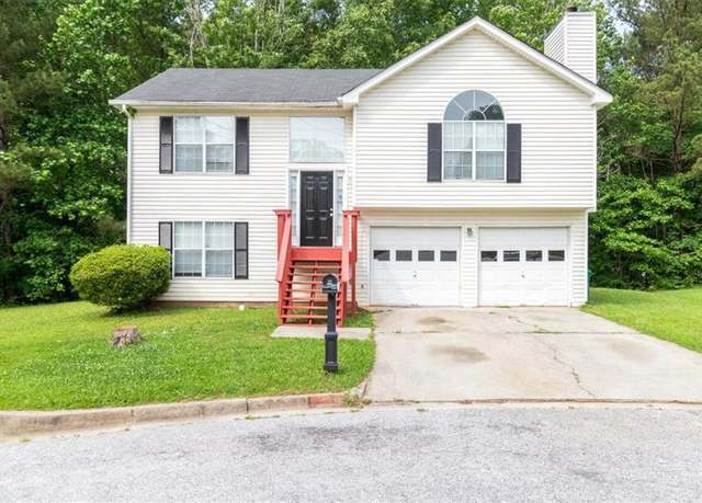 Property at 2240 Creekside Vw, Decatur, GA 30035, 4 beds, 2 baths