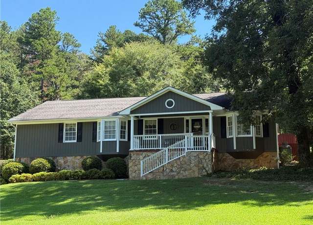 Property at 209 Ridgewood Rd, Cedartown, GA 30125, 3 beds, 2 baths