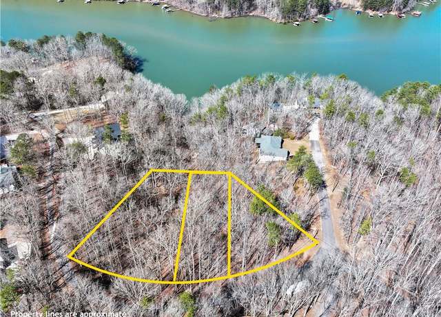Property at 7802 Beachwood Dr, Murrayville, GA 30564