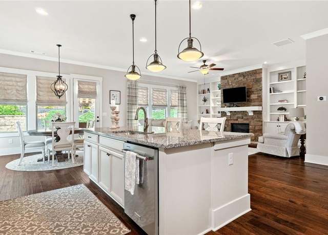 Property at 406 Horizon Trl, Canton, GA 30114, 4 beds, 4 baths