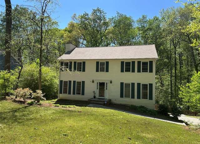 Property at 26 Flint Ridge Dr SE, Mableton, GA 30126, 4 beds, 2.5 baths
