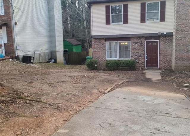 Property at 5581 Marbut Rd, Lithonia, GA 30058, 3 beds, 1.5 baths