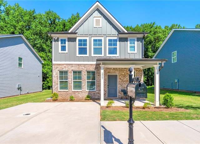 Property at 1947 Thomasville Estate Dr, Atlanta, GA 30315, 3 beds, 2.5 baths