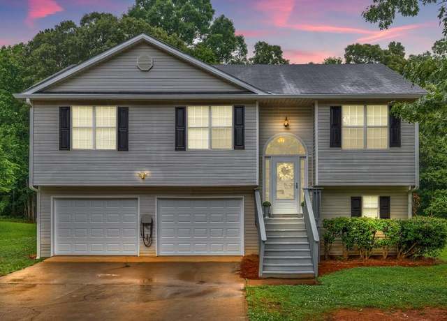 Property at 240 Mountain Ln, Covington, GA 30016, 4 beds, 3 baths