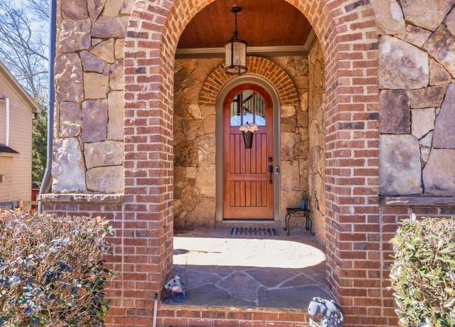 Property at 4595 Carriage Walk Ln, Cumming, GA 30040, 5 beds, 3.5 baths