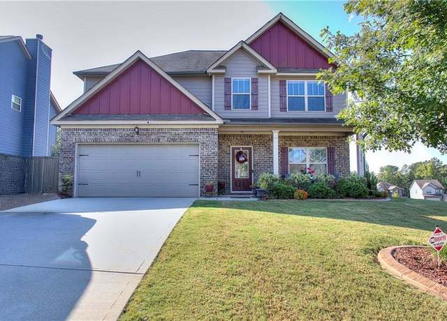 Property at 1058 Hartwell Rd, Locust Grove, GA 30248, 5 beds, 3 baths