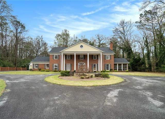Property at 3074 Cascade Rd SW, Atlanta, GA 30311, 5 beds, 4.5 baths
