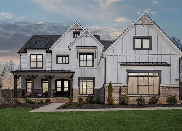 Property at 13415 Bishops Ct, Roswell, GA 30075, 5 beds, 5.5 baths