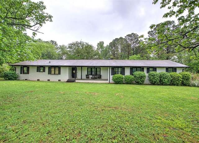 Property at 31 Brookwood Dr, Cartersville, GA 30120, 4 beds, 3 baths