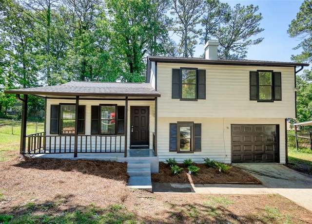 Property at 3959 Wood Path Dr, Stone Mountain, GA 30083, 3 beds, 2 baths