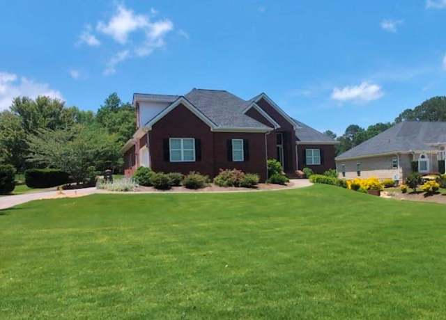 Property at 103 Champion Dr, Carrollton, GA 30116, 5 beds, 4.5 baths