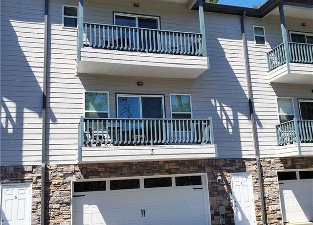 Property at 664 Bahn Innsbruck Unit B-1, Helen, GA 30545, 2 beds, 2 baths