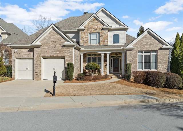Property at 405 Forrest Ln, Gainesville, GA 30501, 5 beds, 4 baths