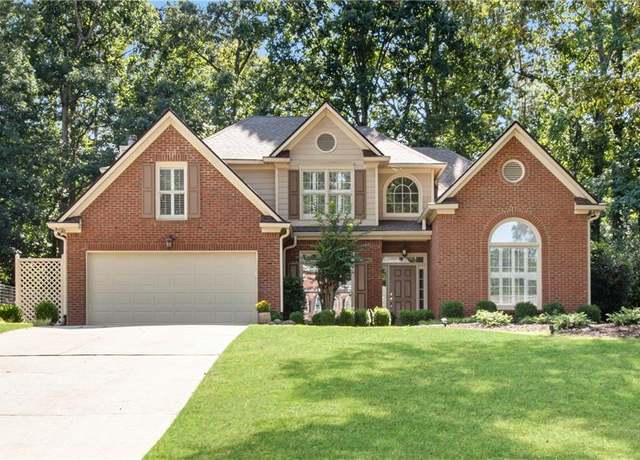 Property at 840 Club Chase Ct, Roswell, GA 30076, 4 beds, 2.5 baths