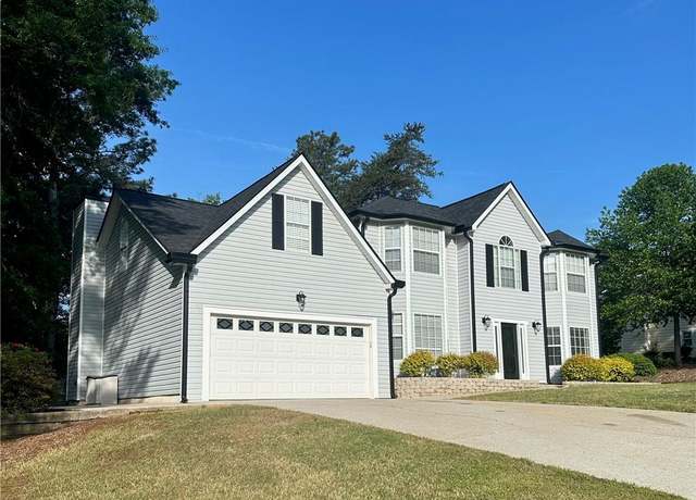 Property at 6940 Treeline Dr, Cumming, GA 30028, 3 beds, 2.5 baths