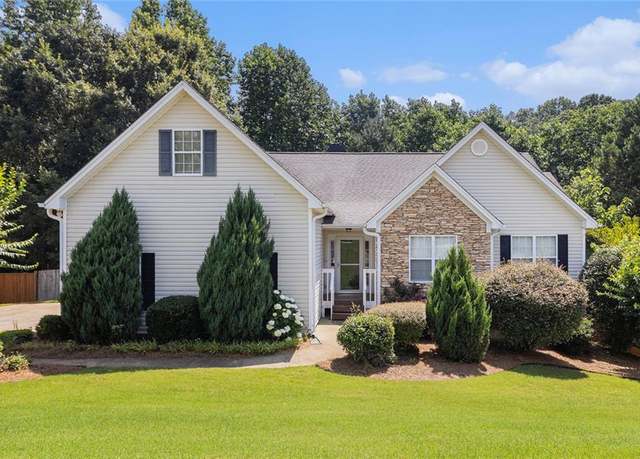 Property at 6411 Compass Dr, Flowery Branch, GA 30542, 3 beds, 3 baths