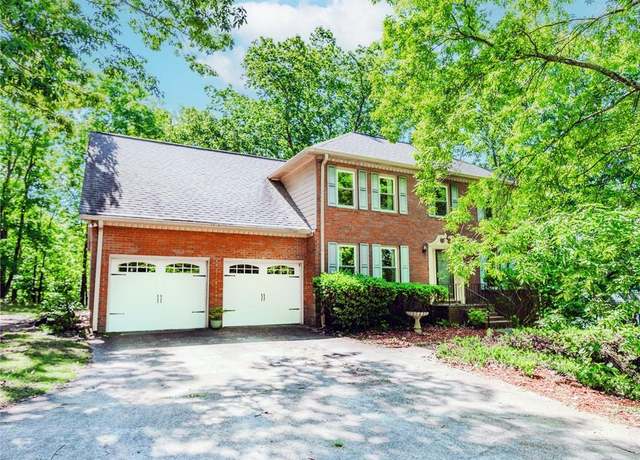 Property at 1463 Shadowrock Hts, Marietta, GA 30062, 6 beds, 3.5 baths