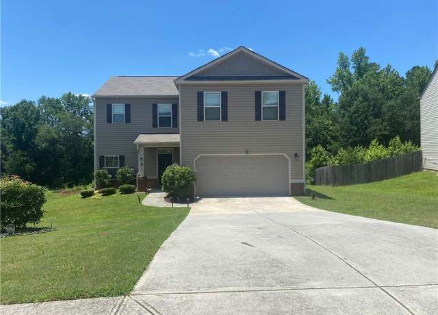 Property at 1945 Roxey Ln, Winder, GA 30680, 4 beds, 2.5 baths