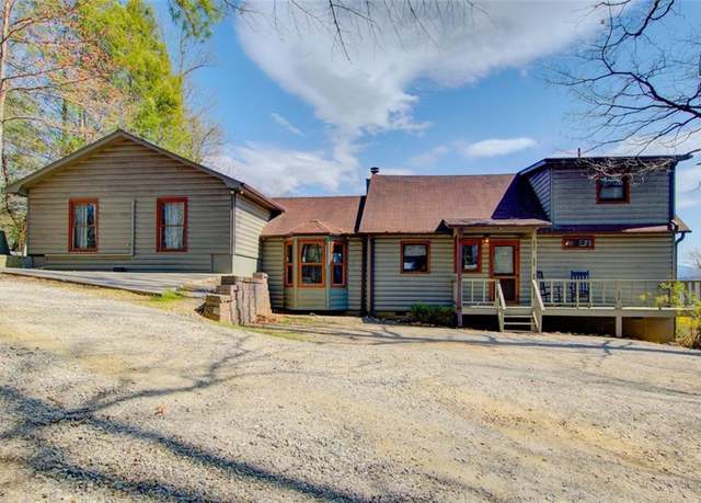 Property at 56 Fairview Ave, Blairsville, GA 30512, 4 beds, 2 baths