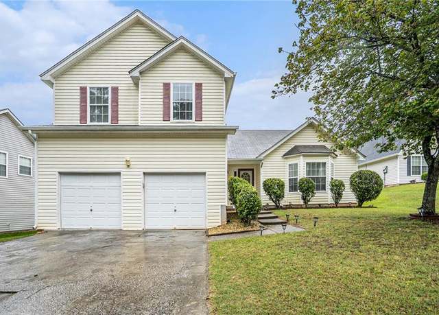 Property at 436 Berkshire Pl, Fairburn, GA 30213, 3 beds, 2.5 baths