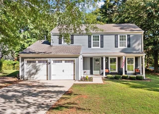 Property at 5552 Knox Pl, Peachtree Corners, GA 30092, 4 beds, 2.5 baths