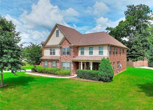 Property at 2458 Brook Park Trl, Snellville, GA 30078, 5 beds, 4 baths