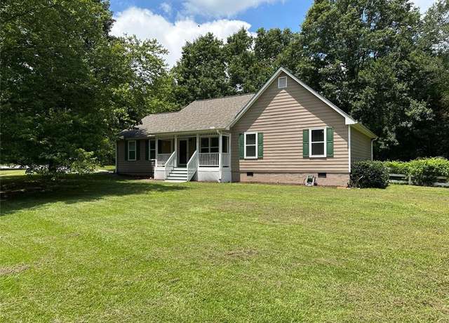 Property at 10 Vaughan Ct NE, Cartersville, GA 30121, 3 beds, 2 baths