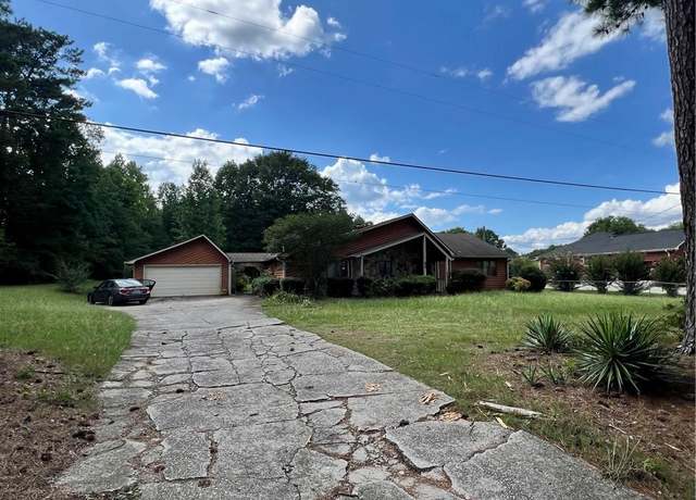 Property at 2136 Lake Rockaway Rd NW, Conyers, GA 30012, 3 beds, 2.5 baths