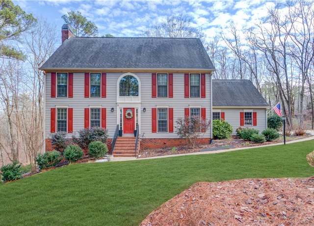 Property at 82 Cedar Blf, Winder, GA 30680, 4 beds, 3 baths