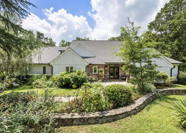 Property at 1350 Keans Ct, Roswell, GA 30075, 6 beds, 5 baths