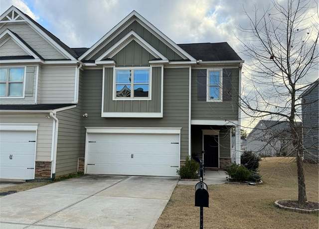Property at 3885 Nixon Grove Dr, Douglasville, GA 30135, 4 beds, 2.5 baths