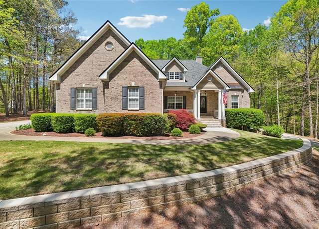 Property at 45 Harvey Ave, Covington, GA 30016, 4 beds, 3 baths