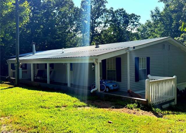 Property at 1570 Dean Mountain Rd, Cleveland, GA 30528, 3 beds, 2 baths