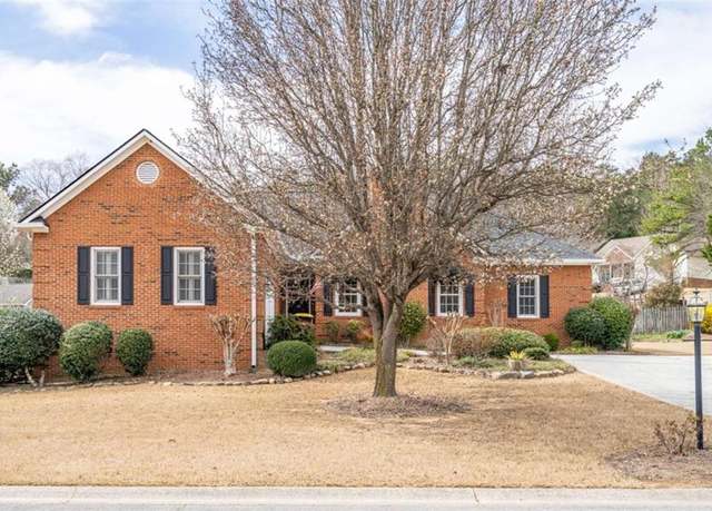 Property at 19 Saddlebrook Dr, Rome, GA 30161, 3 beds, 2 baths